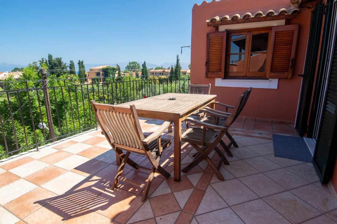 Fotios Roof Apartment Akharavi Extérieur photo
